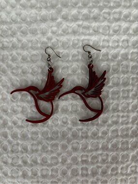 Red Hummingbird Dangle Earrings - Lightweight Bird-Themed Jewelry